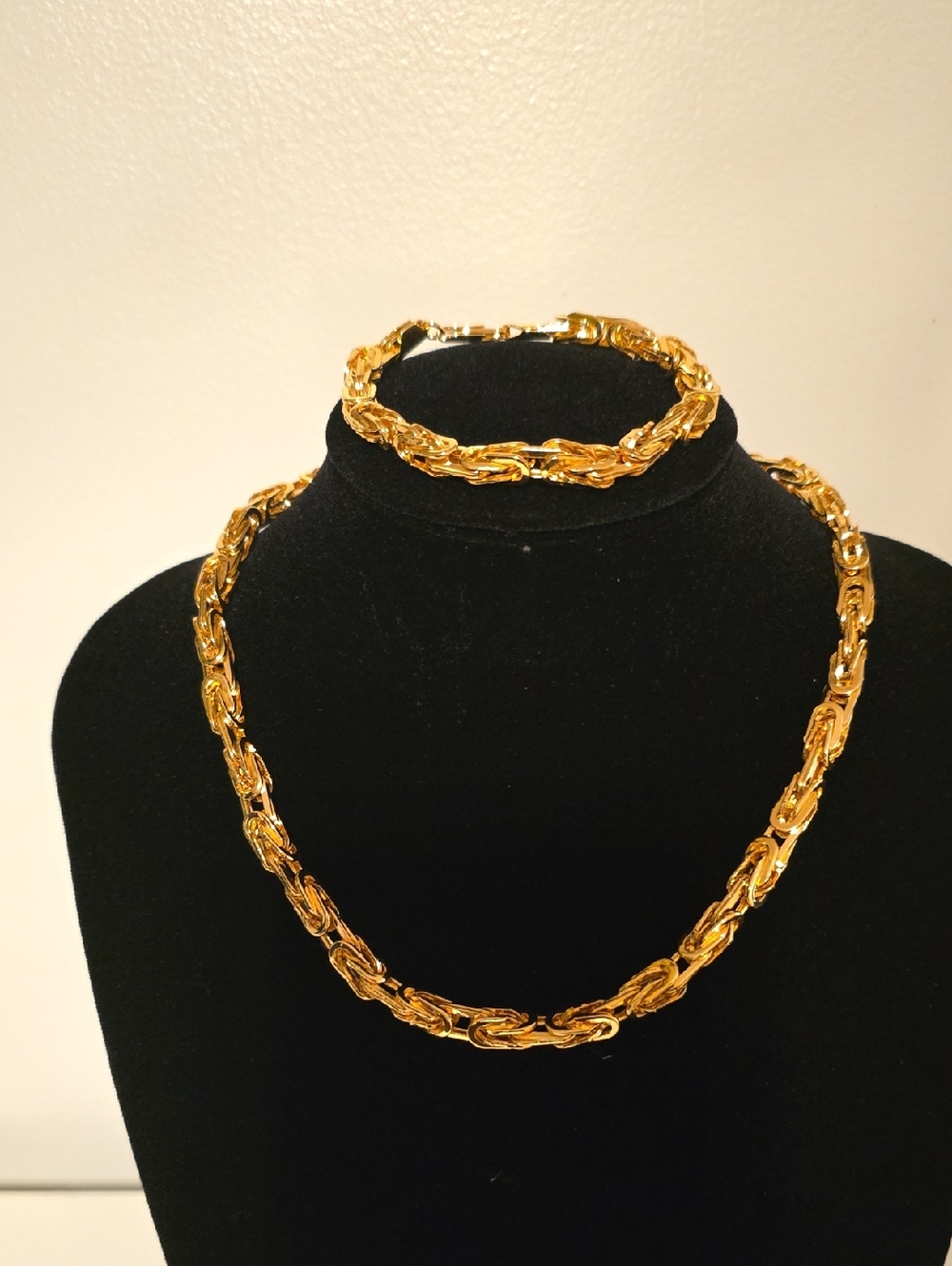 Gold-Tone Linked Necklace and Bracelet Set - Women Jewelry